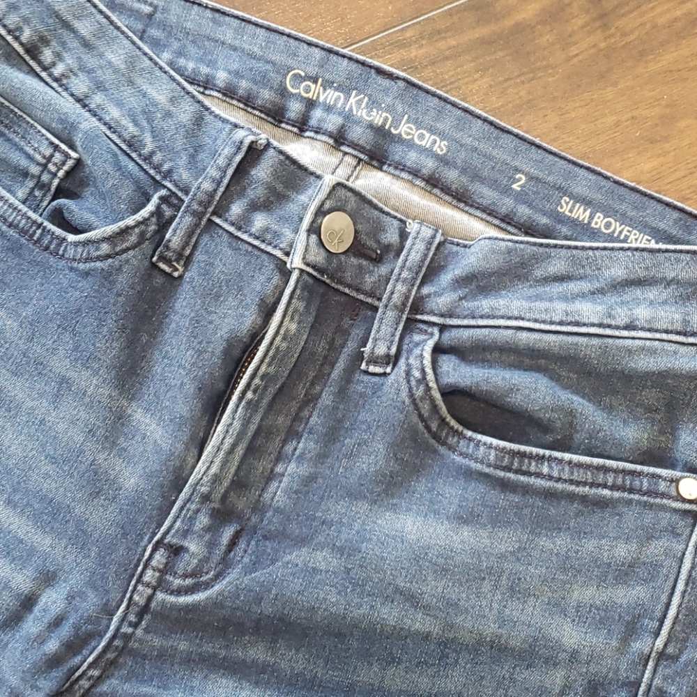 Calvin Klein Jeans - Picture 2 of 2